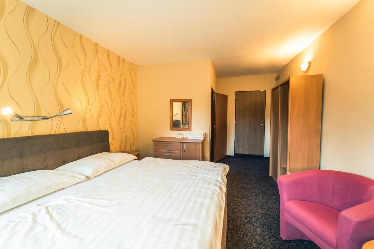Pension Les Srbska Kamenice Exterior photo